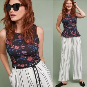 Anthropologie ett:twa Top, loose-fitting low-cut blouse  black/floral small Size